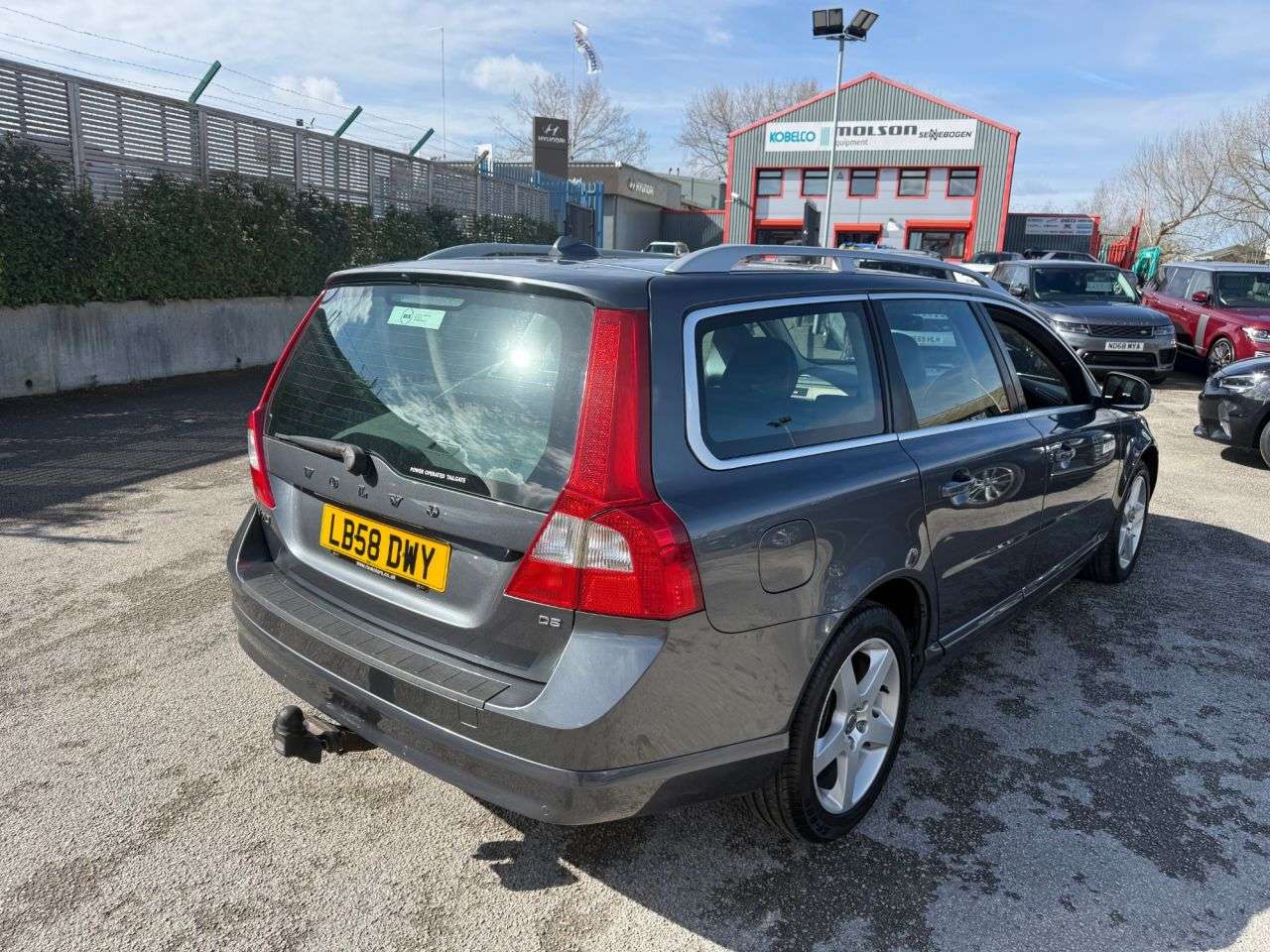2009 VOLVO V70 2009 VOLVO V70