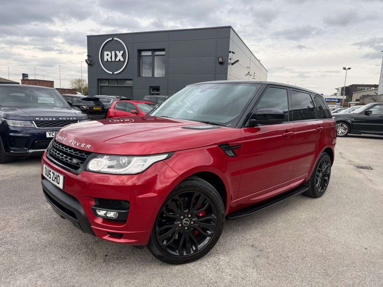 A 2015 LAND ROVER RANGE ROVER SPORT 3.0 SD V6 Autobiography Dynamic SUV 5dr Diesel Auto 4WD Euro 5 (s/s) (306 p A 2015 LAND ROVER RANGE ROVER SPORT 3.0 SD V6 Autobiography Dynamic SUV 5dr Diesel Auto 4WD Euro 5 (s/s) (306 p