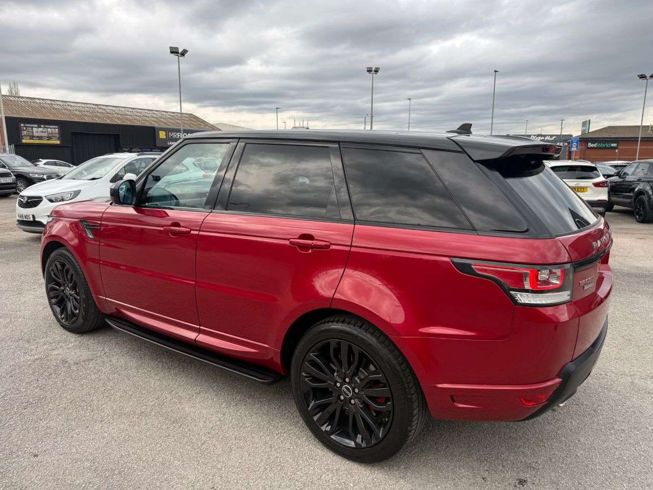 A 2015 LAND ROVER RANGE ROVER SPORT 3.0 SD V6 Autobiography Dynamic SUV 5dr Diesel Auto 4WD Euro 5 (s/s) (306 p A 2015 LAND ROVER RANGE ROVER SPORT 3.0 SD V6 Autobiography Dynamic SUV 5dr Diesel Auto 4WD Euro 5 (s/s) (306 p
