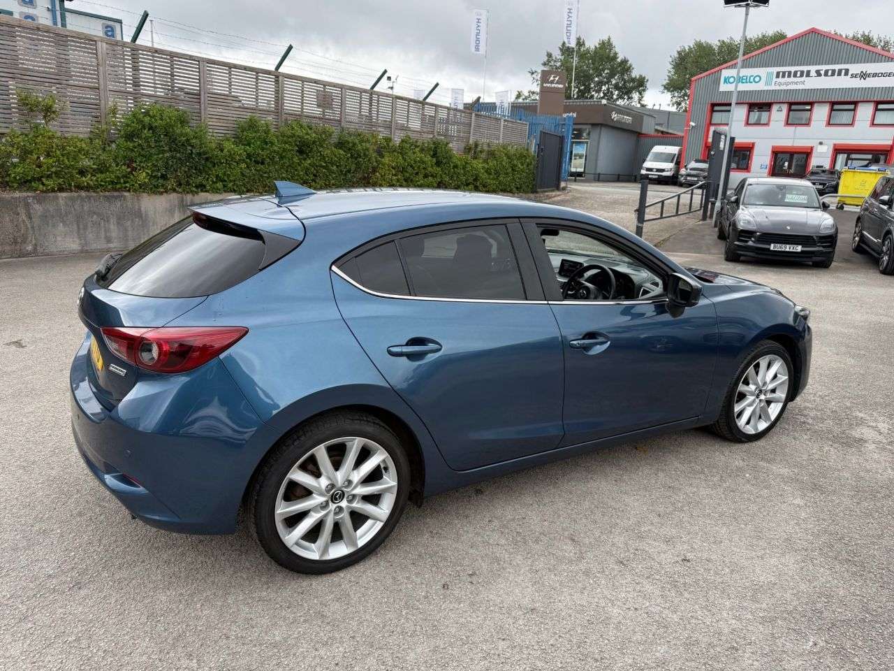 2017 MAZDA MAZDA3 2017 MAZDA MAZDA3