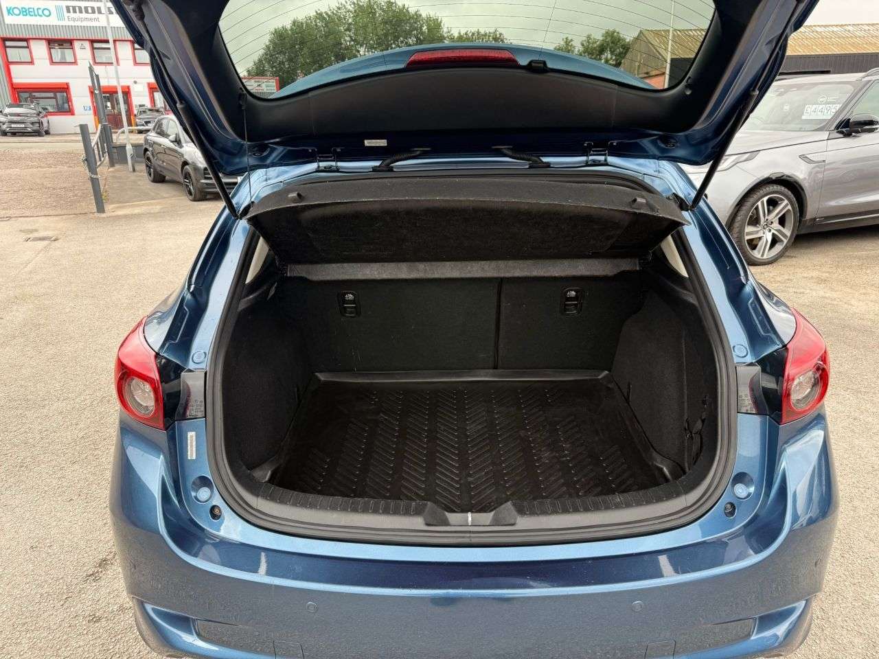 2017 MAZDA MAZDA3 2017 MAZDA MAZDA3