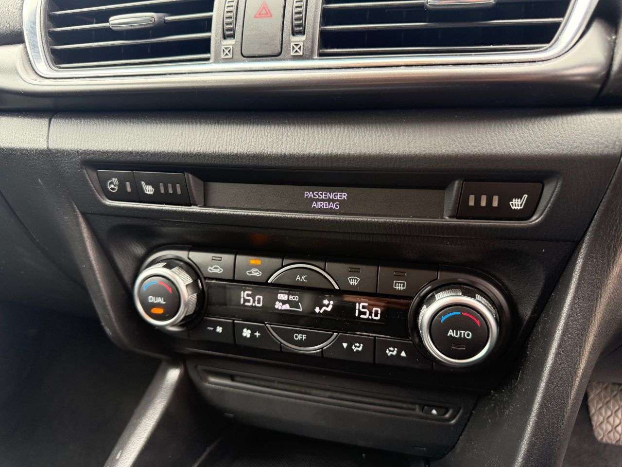 2017 MAZDA MAZDA3 2017 MAZDA MAZDA3