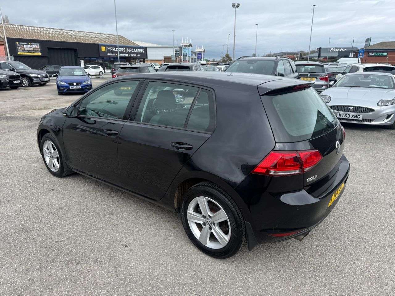 A 2016 VOLKSWAGEN GOLF 1.4 TSI BlueMotion Tech Match Hatchback 5dr Petrol DSG Euro 5 (s/s) (122 ps A 2016 VOLKSWAGEN GOLF 1.4 TSI BlueMotion Tech Match Hatchback 5dr Petrol DSG Euro 5 (s/s) (122 ps