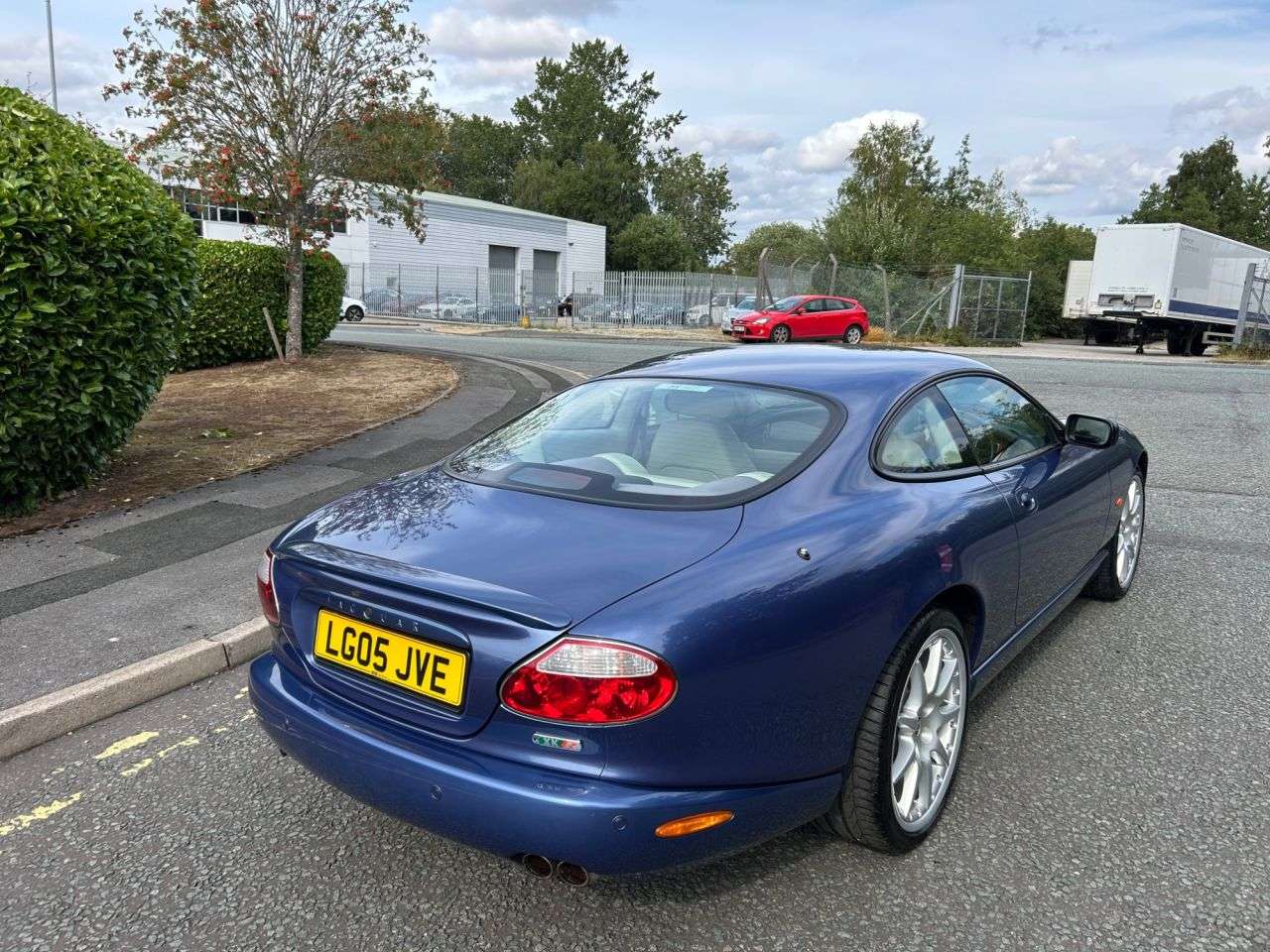 A 2005 JAGUAR XKR 4.2 Coupe 2dr Petrol Automatic (304 g/km, 400 bhp)-Supplied New By Jaguar W A 2005 JAGUAR XKR 4.2 Coupe 2dr Petrol Automatic (304 g/km, 400 bhp)-Supplied New By Jaguar W
