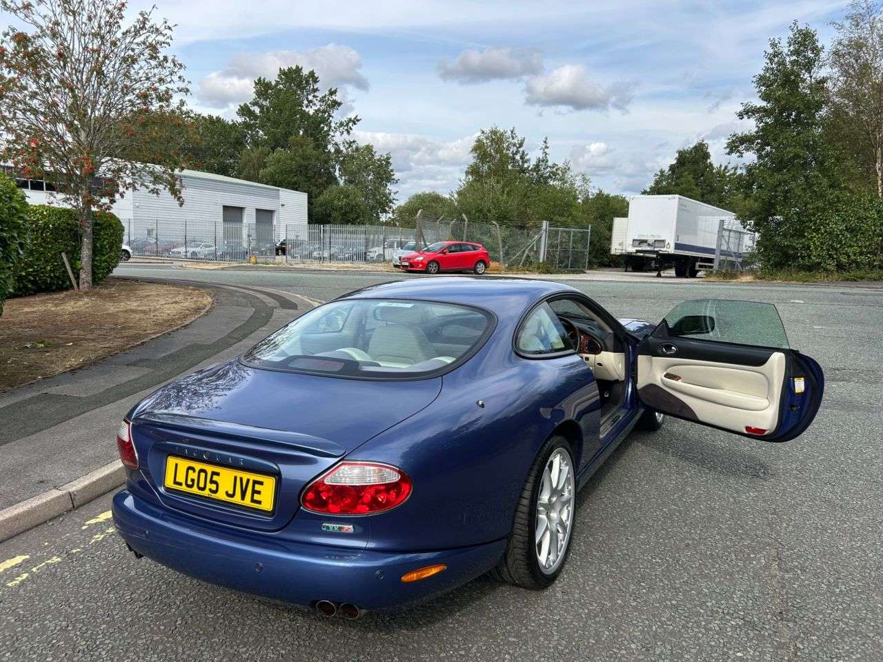 2005 JAGUAR XKR 2005 JAGUAR XKR