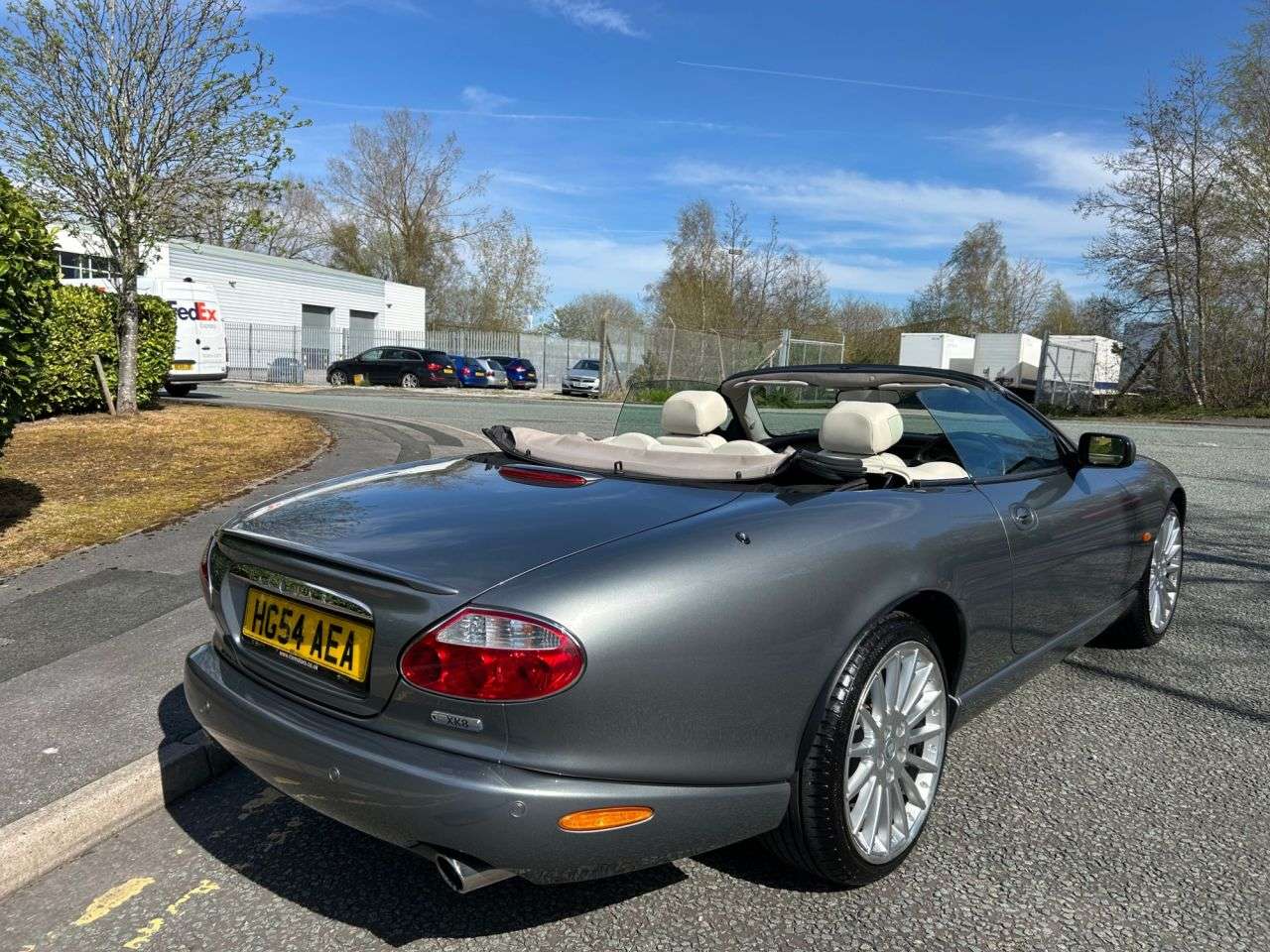 A 2004 JAGUAR XK8 4.2 Convertible 2dr Petrol Automatic (279 g/km, 300 bhp)-Fantastic Low Mile A 2004 JAGUAR XK8 4.2 Convertible 2dr Petrol Automatic (279 g/km, 300 bhp)-Fantastic Low Mile