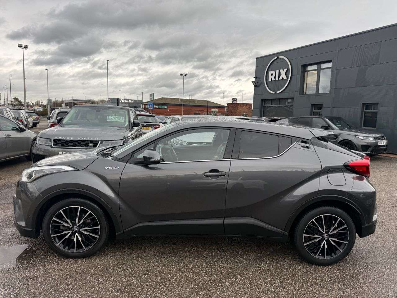 A 2018 TOYOTA C-HR 1.8 VVT-h Excel SUV 5dr Petrol Hybrid CVT Euro 6-HEATED SEATS-BLUETOOTH-CRU A 2018 TOYOTA C-HR 1.8 VVT-h Excel SUV 5dr Petrol Hybrid CVT Euro 6-HEATED SEATS-BLUETOOTH-CRU