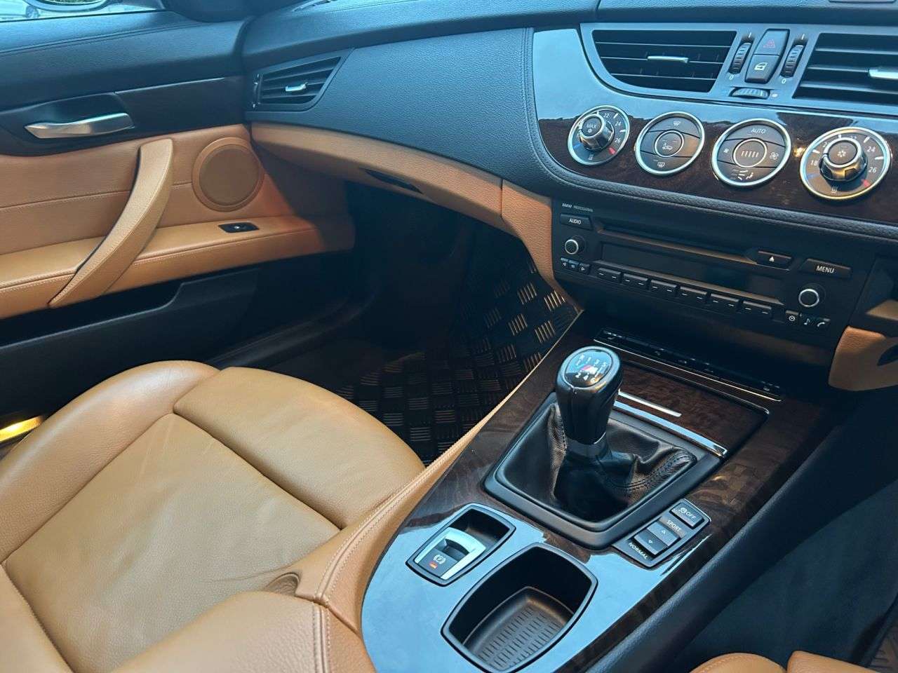 2010 BMW Z4 2010 BMW Z4