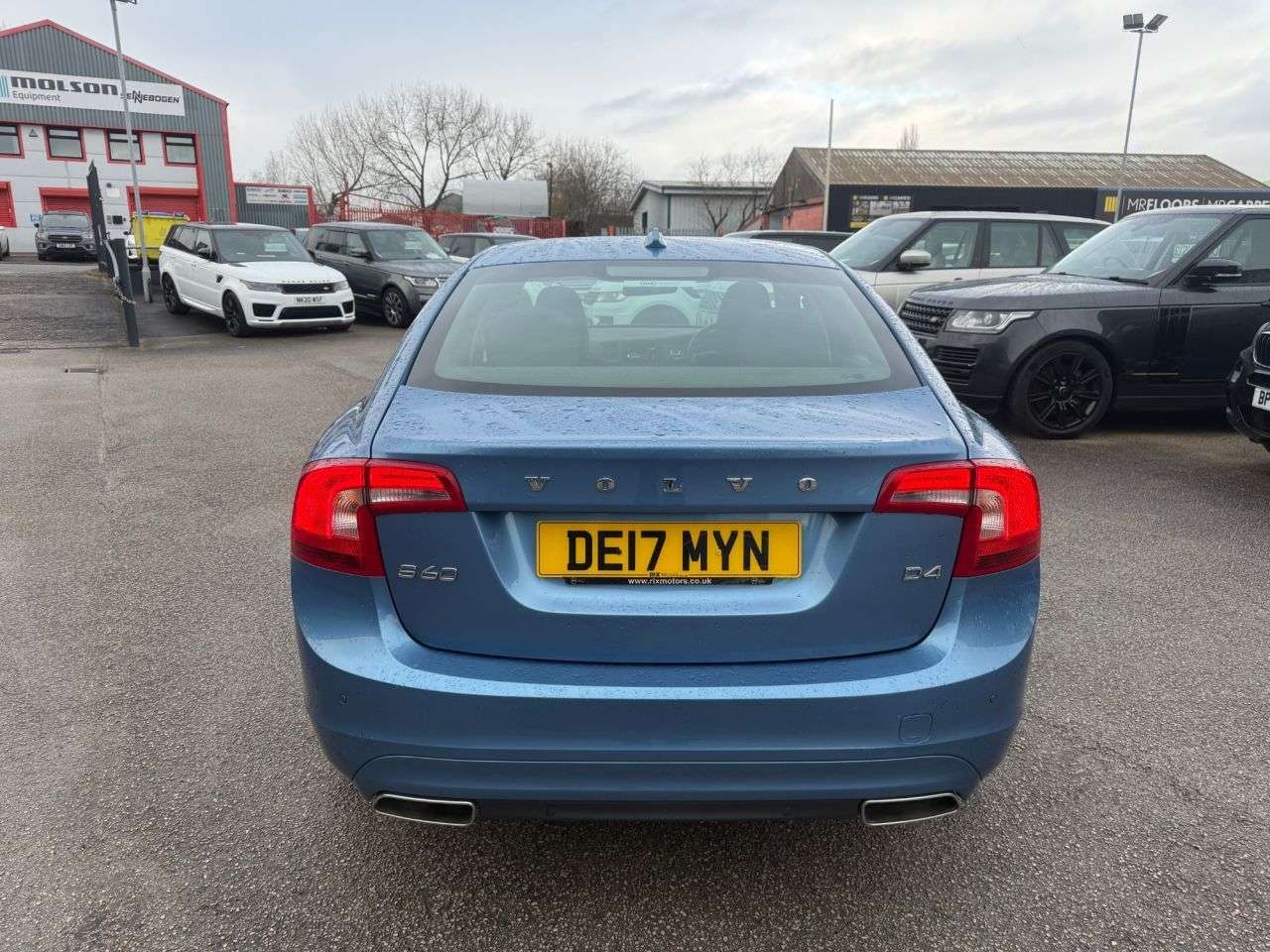 2017 VOLVO S60 2017 VOLVO S60