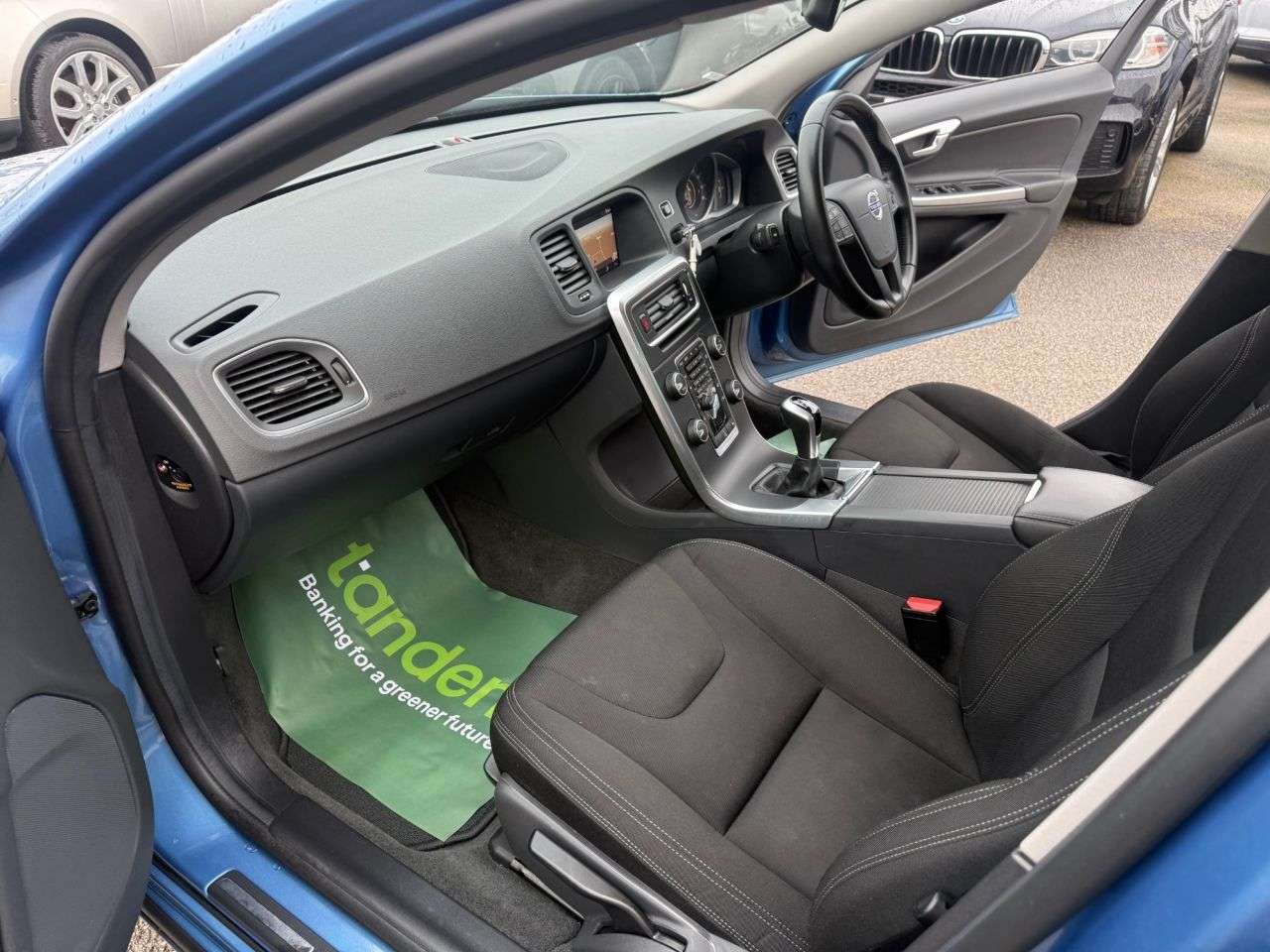 2017 VOLVO S60 2017 VOLVO S60