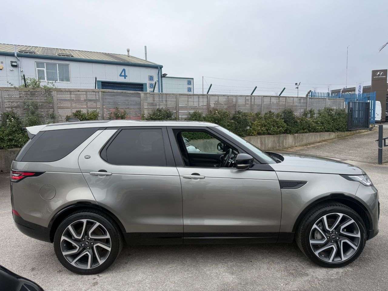 2019 LAND ROVER DISCOVERY 5 2019 LAND ROVER DISCOVERY 5