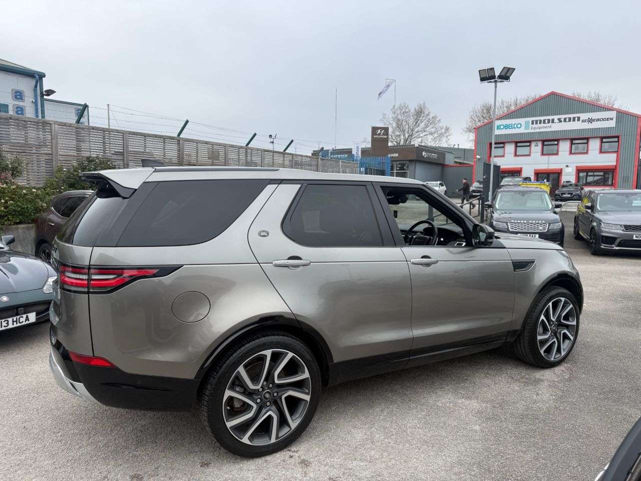 2019 LAND ROVER DISCOVERY 5 2019 LAND ROVER DISCOVERY 5