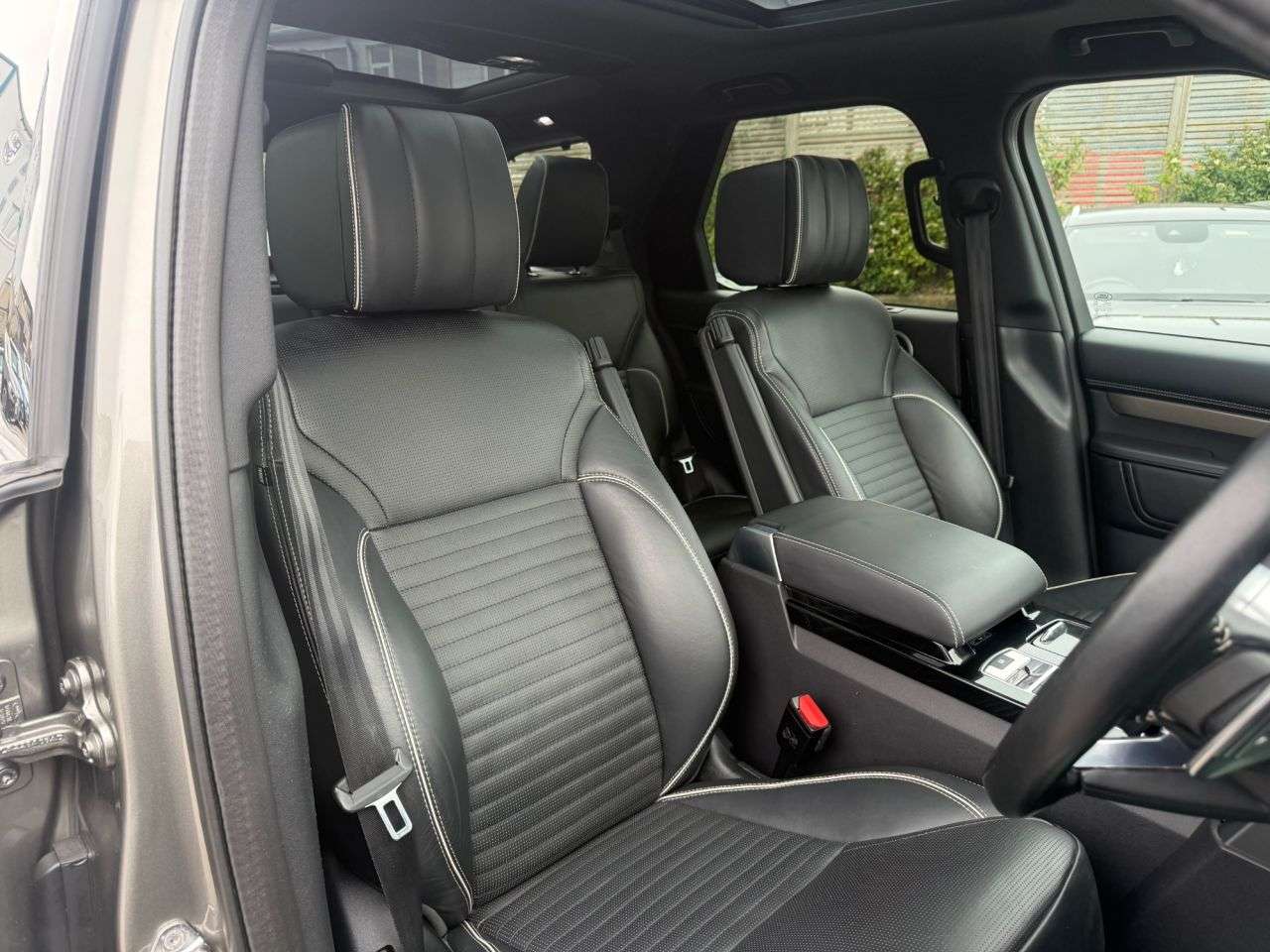 2019 LAND ROVER DISCOVERY 5 2019 LAND ROVER DISCOVERY 5