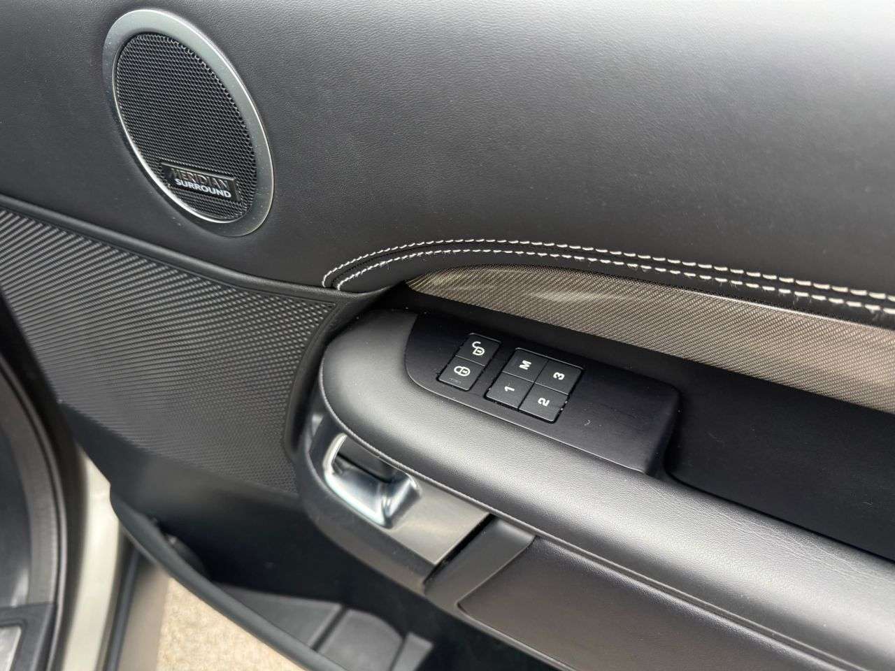 2019 LAND ROVER DISCOVERY 5 2019 LAND ROVER DISCOVERY 5