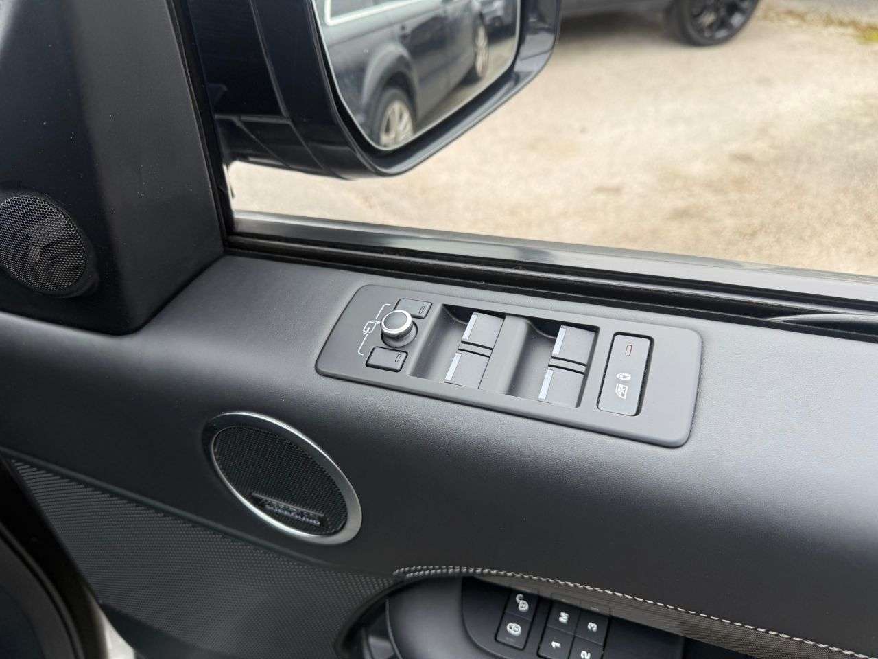2019 LAND ROVER DISCOVERY 5 2019 LAND ROVER DISCOVERY 5
