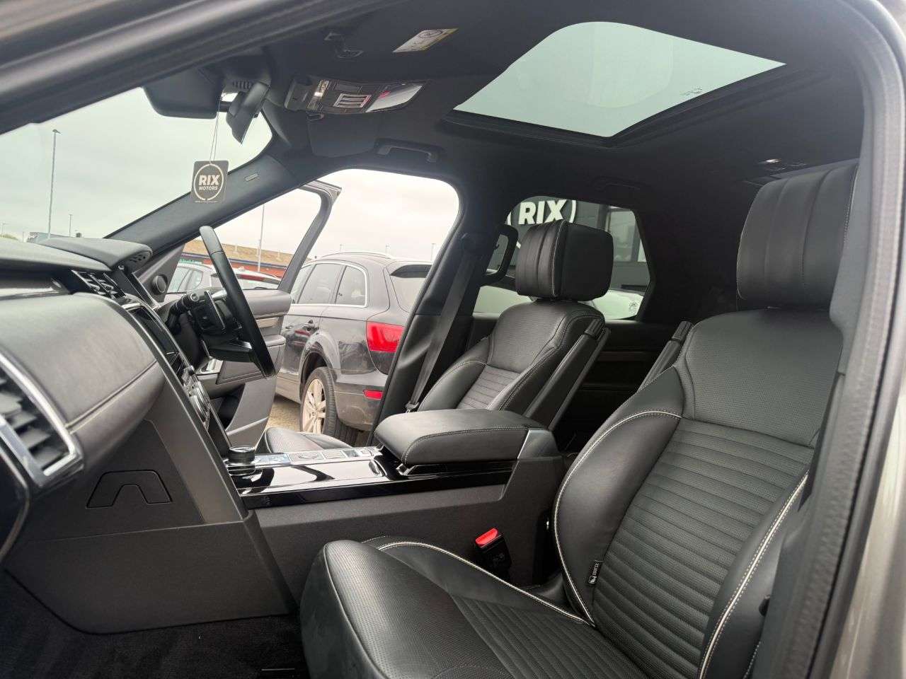 2019 LAND ROVER DISCOVERY 5 2019 LAND ROVER DISCOVERY 5
