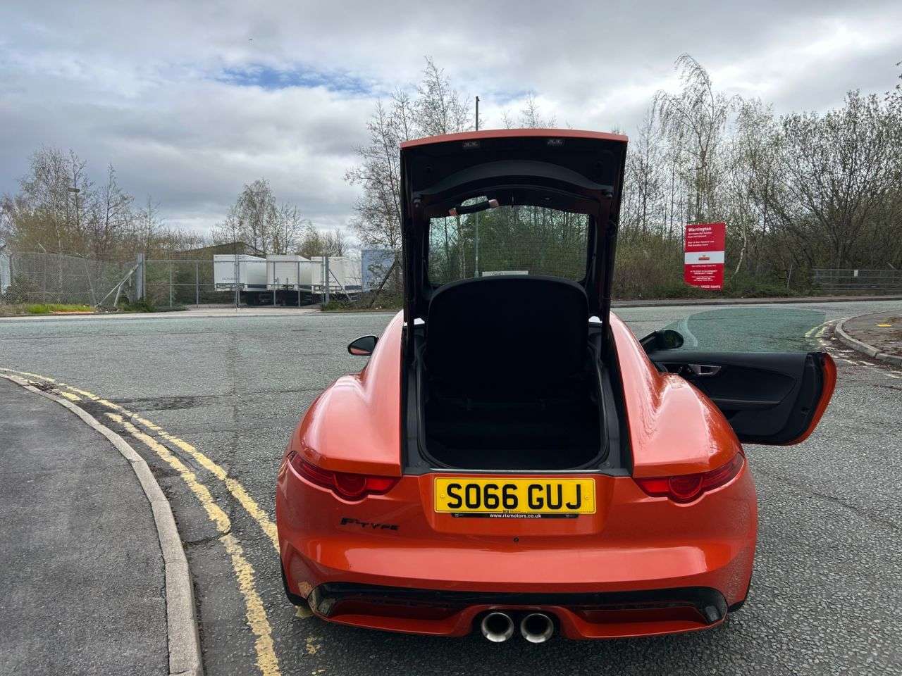 2016 JAGUAR F-TYPE 2016 JAGUAR F-TYPE