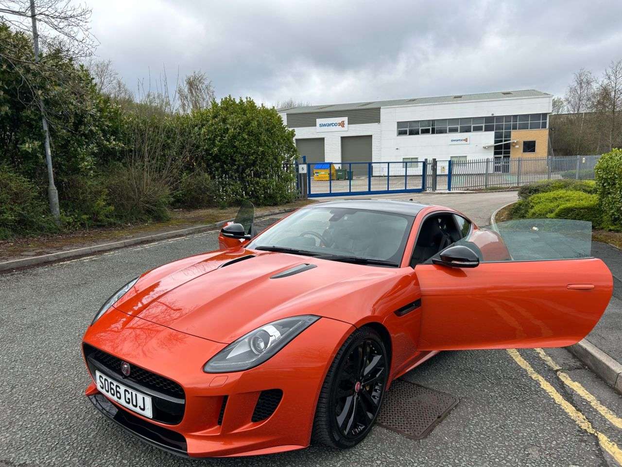 2016 JAGUAR F-TYPE 2016 JAGUAR F-TYPE