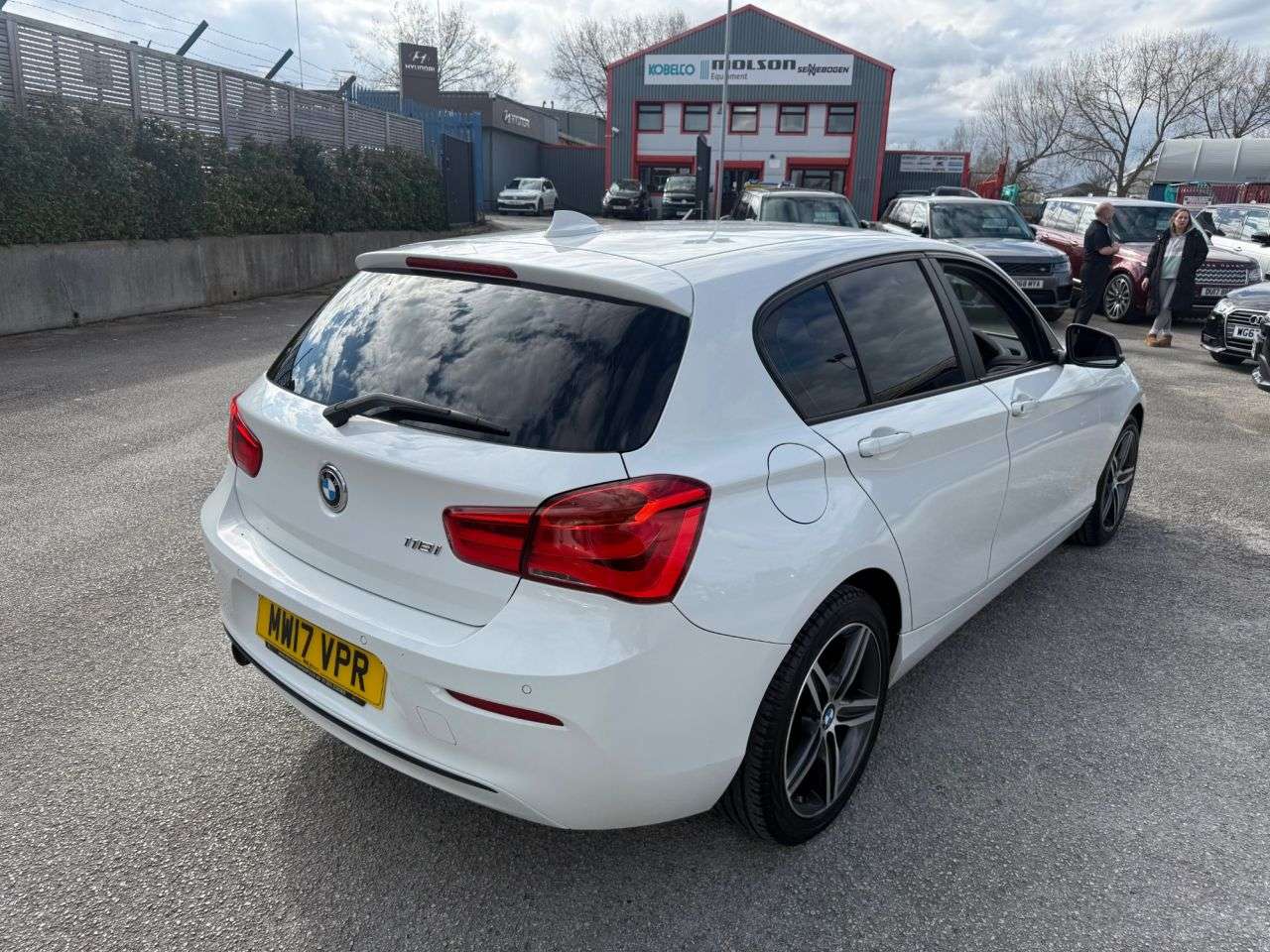 2017 BMW 1 SERIES 2017 BMW 1 SERIES