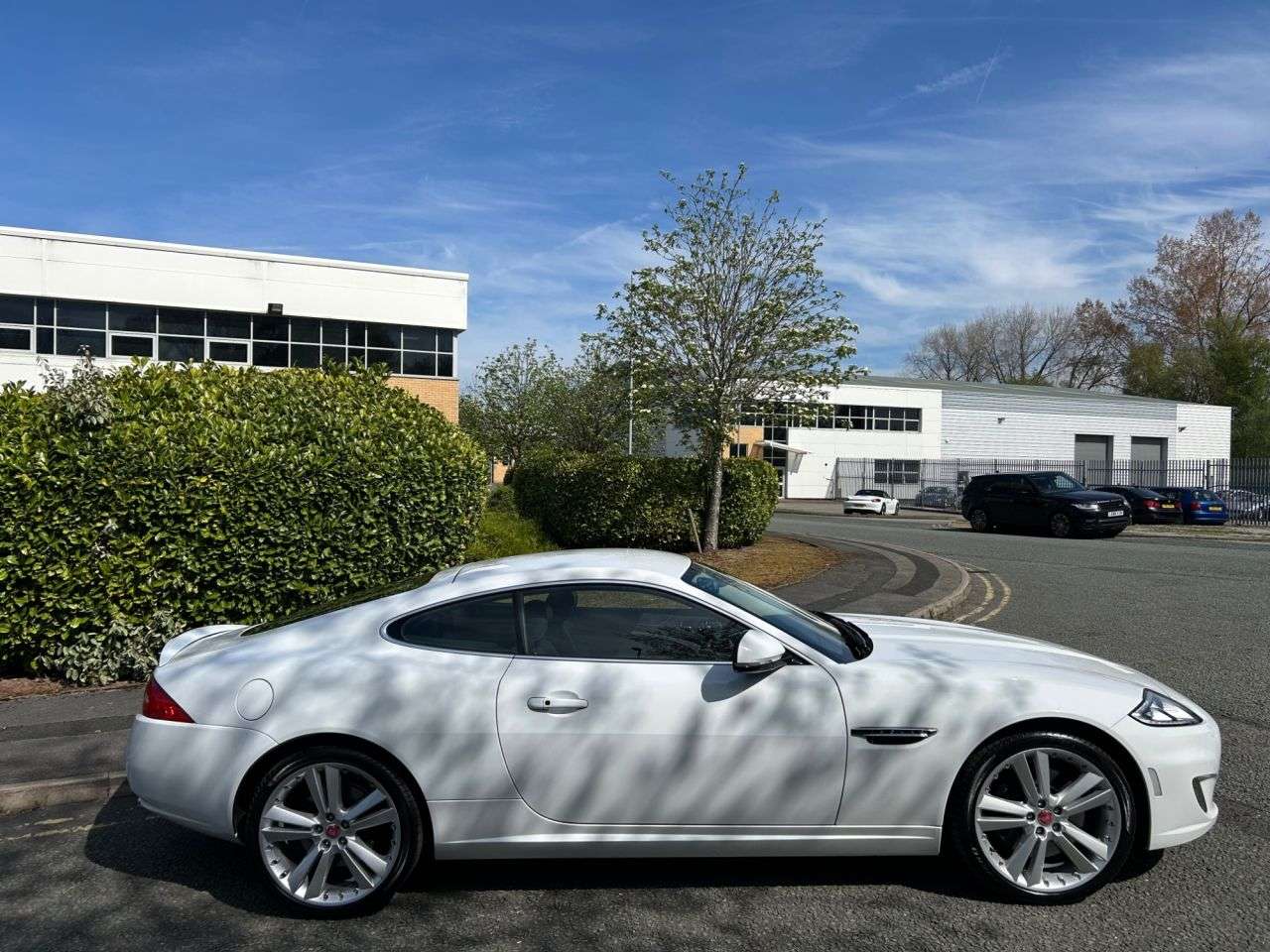 A 2014 JAGUAR XK 5.0 V8 Signature Coupe 2dr Petrol Auto Euro 5 (385 ps)-Unrepeatable Example A 2014 JAGUAR XK 5.0 V8 Signature Coupe 2dr Petrol Auto Euro 5 (385 ps)-Unrepeatable Example