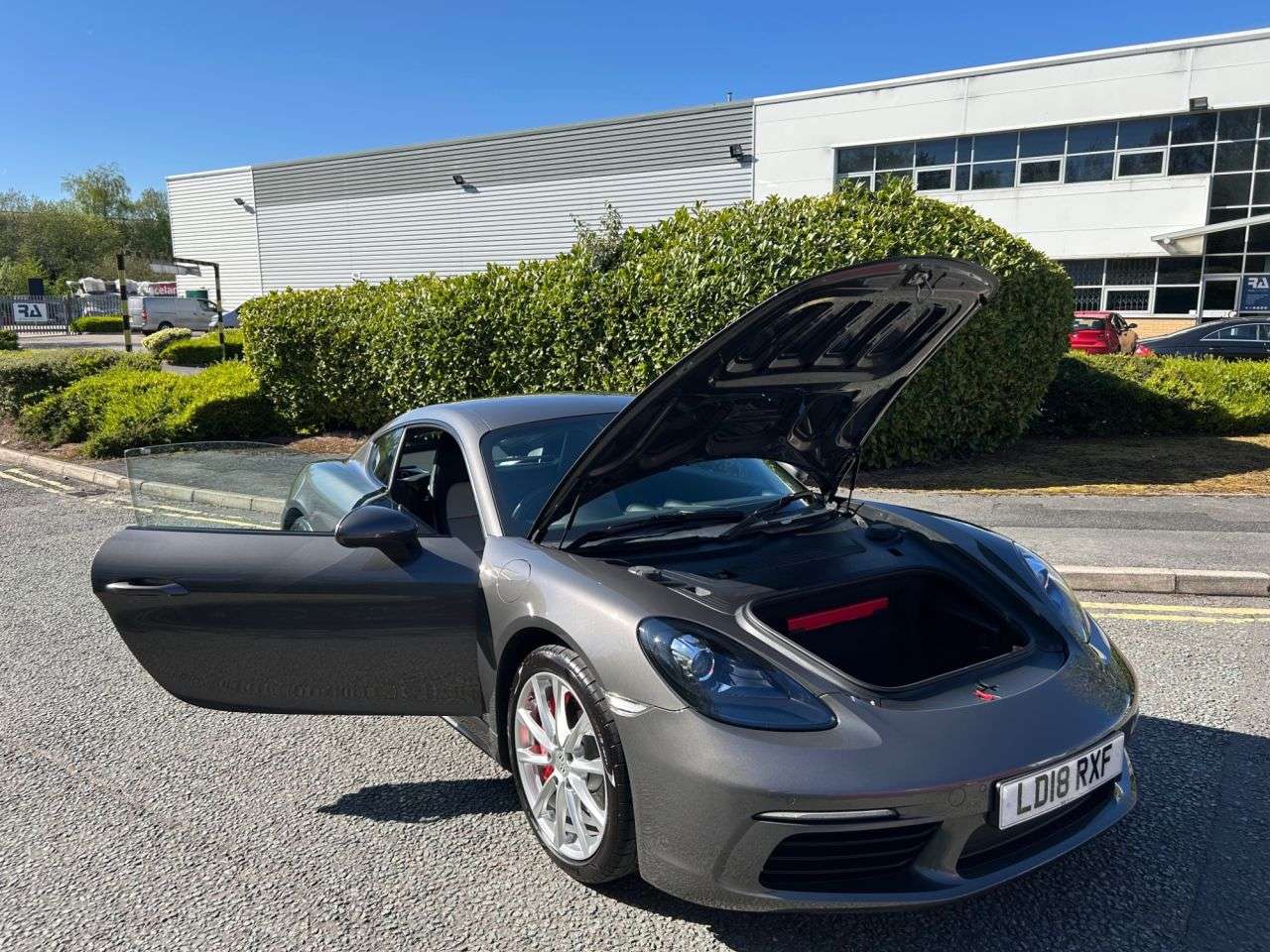 2018 PORSCHE 718 2018 PORSCHE 718