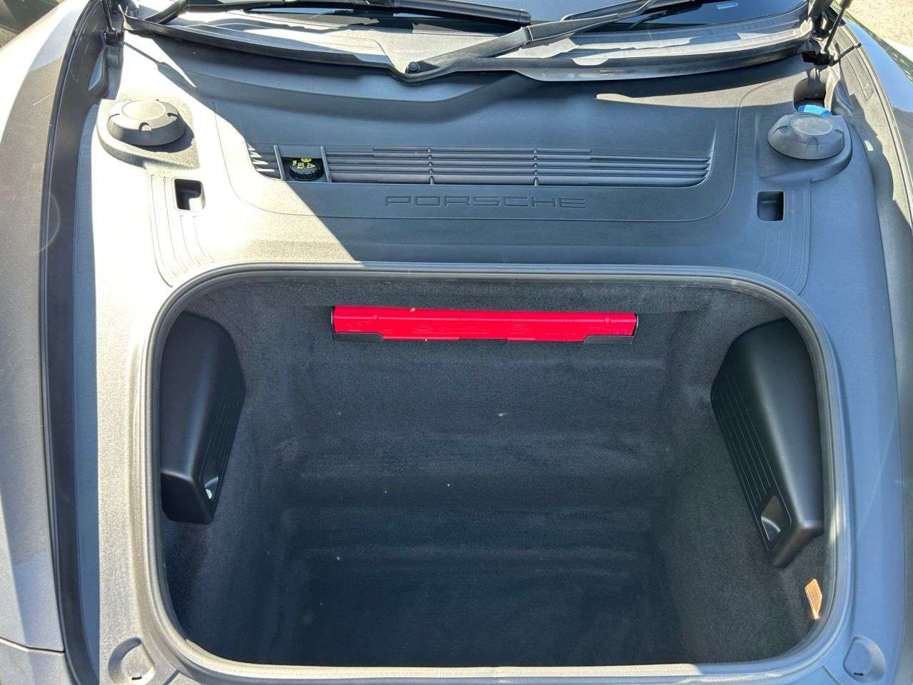 2018 PORSCHE 718 2018 PORSCHE 718