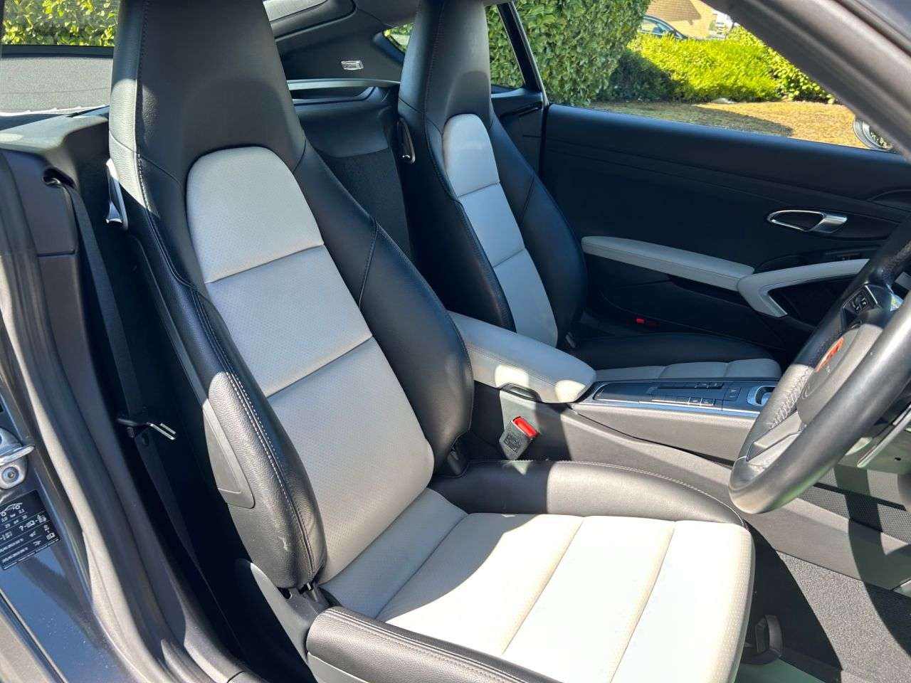 2018 PORSCHE 718 2018 PORSCHE 718