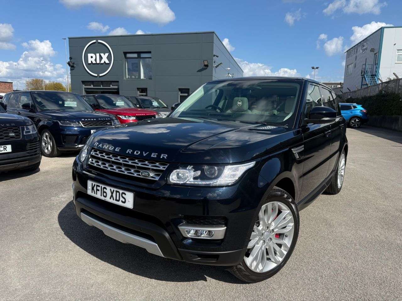 A 2016 LAND ROVER RANGE ROVER SPORT 3.0 SD V6 HSE SUV 5dr Diesel Auto 4WD Euro 6 (s/s) (306 ps)-Fantastic Low M A 2016 LAND ROVER RANGE ROVER SPORT 3.0 SD V6 HSE SUV 5dr Diesel Auto 4WD Euro 6 (s/s) (306 ps)-Fantastic Low M
