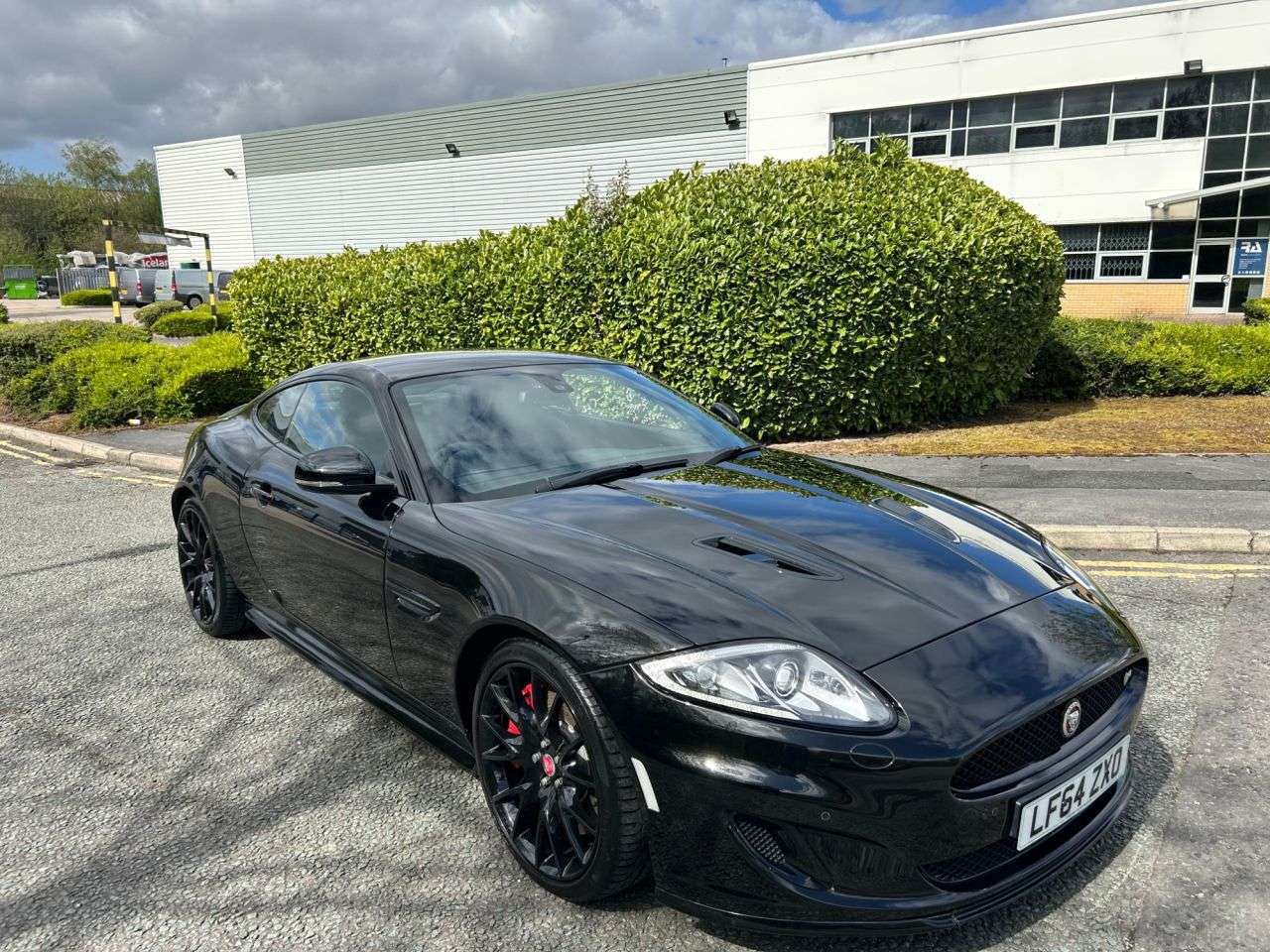 A 2014 JAGUAR XK 5.0 V8 Dynamic R Coupe 2dr Petrol Auto Euro 5 (510 ps)-Awesome Example Supp A 2014 JAGUAR XK 5.0 V8 Dynamic R Coupe 2dr Petrol Auto Euro 5 (510 ps)-Awesome Example Supp