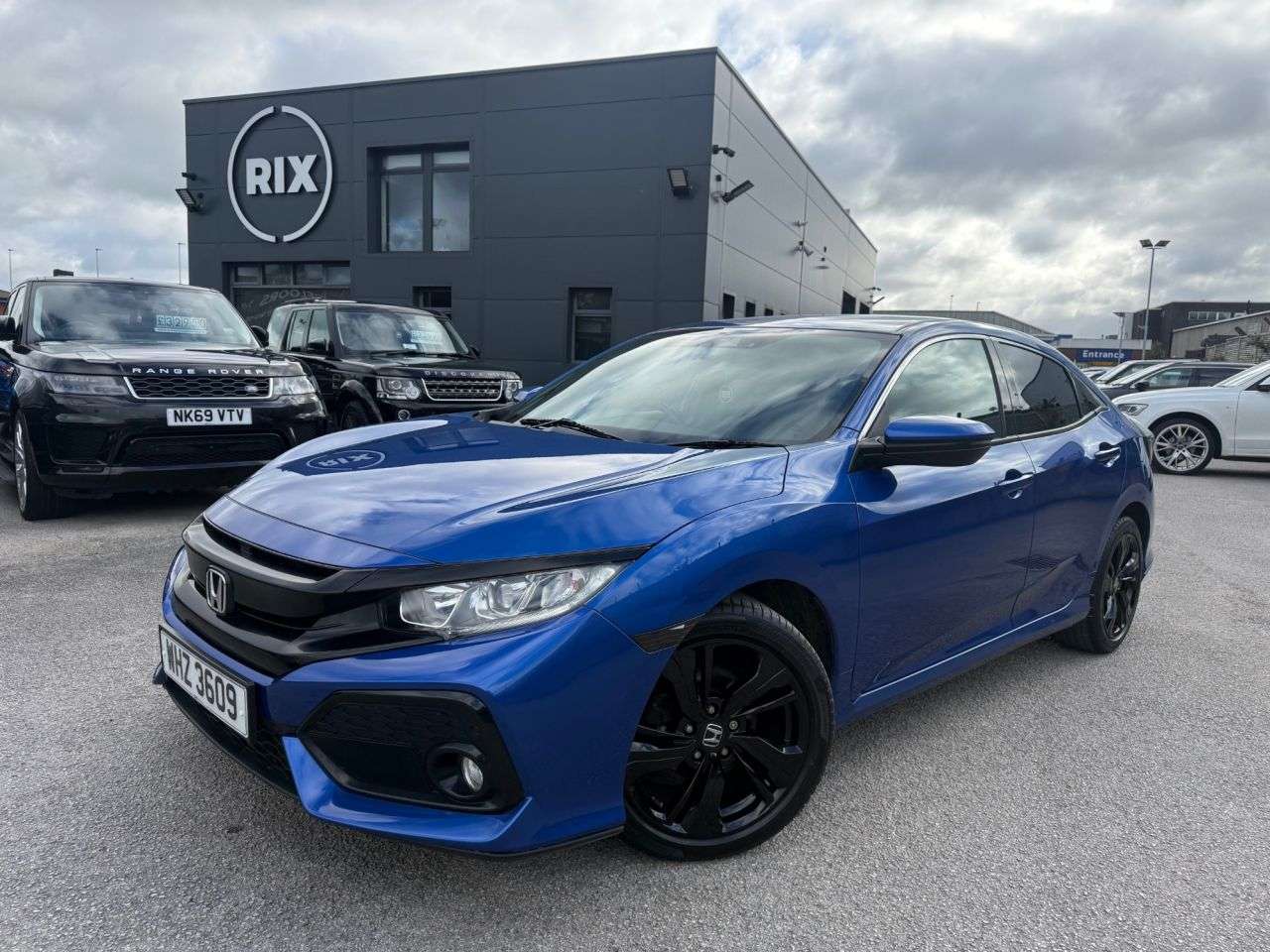 A 2018 HONDA CIVIC 1.0 VTEC Turbo SR Hatchback 5dr Petrol Manual Euro 6-2 FORMER KEEPERS FINIS A 2018 HONDA CIVIC 1.0 VTEC Turbo SR Hatchback 5dr Petrol Manual Euro 6-2 FORMER KEEPERS FINIS