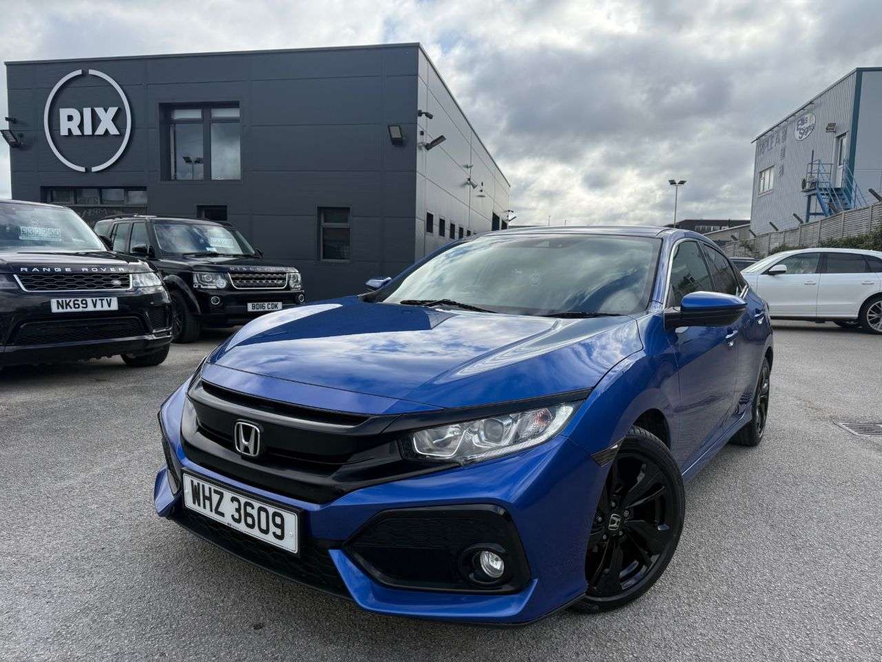 A 2018 HONDA CIVIC 1.0 VTEC Turbo SR Hatchback 5dr Petrol Manual Euro 6-2 FORMER KEEPERS FINIS A 2018 HONDA CIVIC 1.0 VTEC Turbo SR Hatchback 5dr Petrol Manual Euro 6-2 FORMER KEEPERS FINIS
