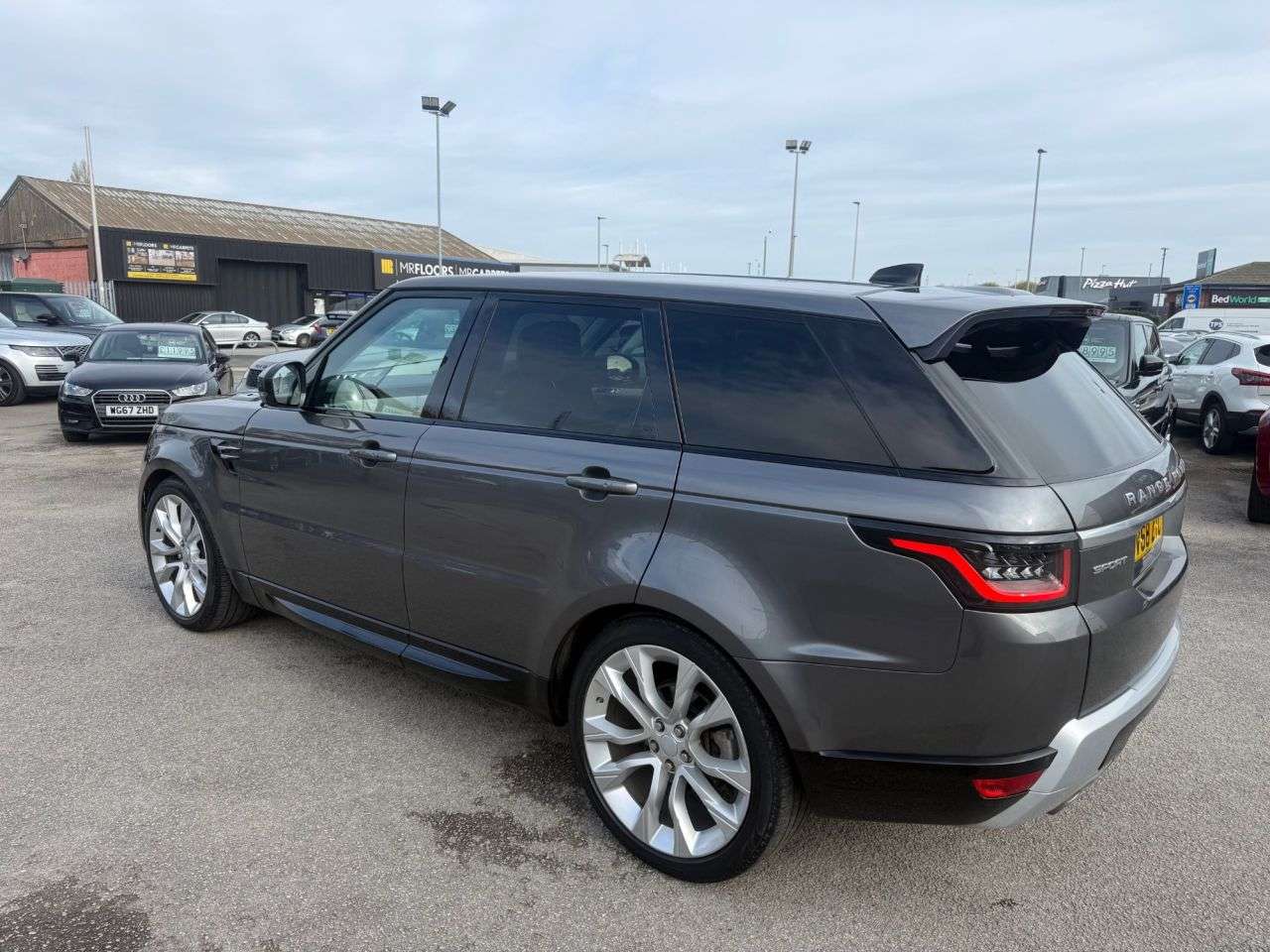 A 2018 LAND ROVER RANGE ROVER SPORT 2.0 Si4 GPF HSE SUV 5dr Petrol Auto 4WD Euro 6 (s/s) (300 ps)-Factory Extra A 2018 LAND ROVER RANGE ROVER SPORT 2.0 Si4 GPF HSE SUV 5dr Petrol Auto 4WD Euro 6 (s/s) (300 ps)-Factory Extra