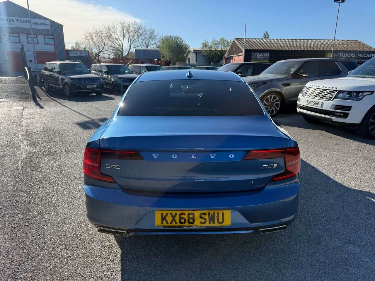 2018 VOLVO S90 2018 VOLVO S90