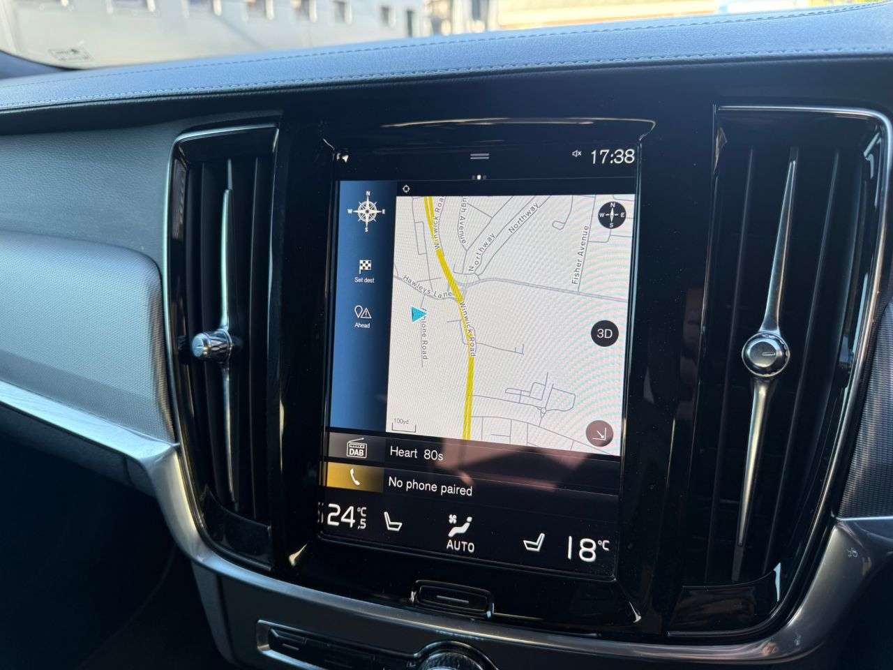 2018 VOLVO S90 2018 VOLVO S90