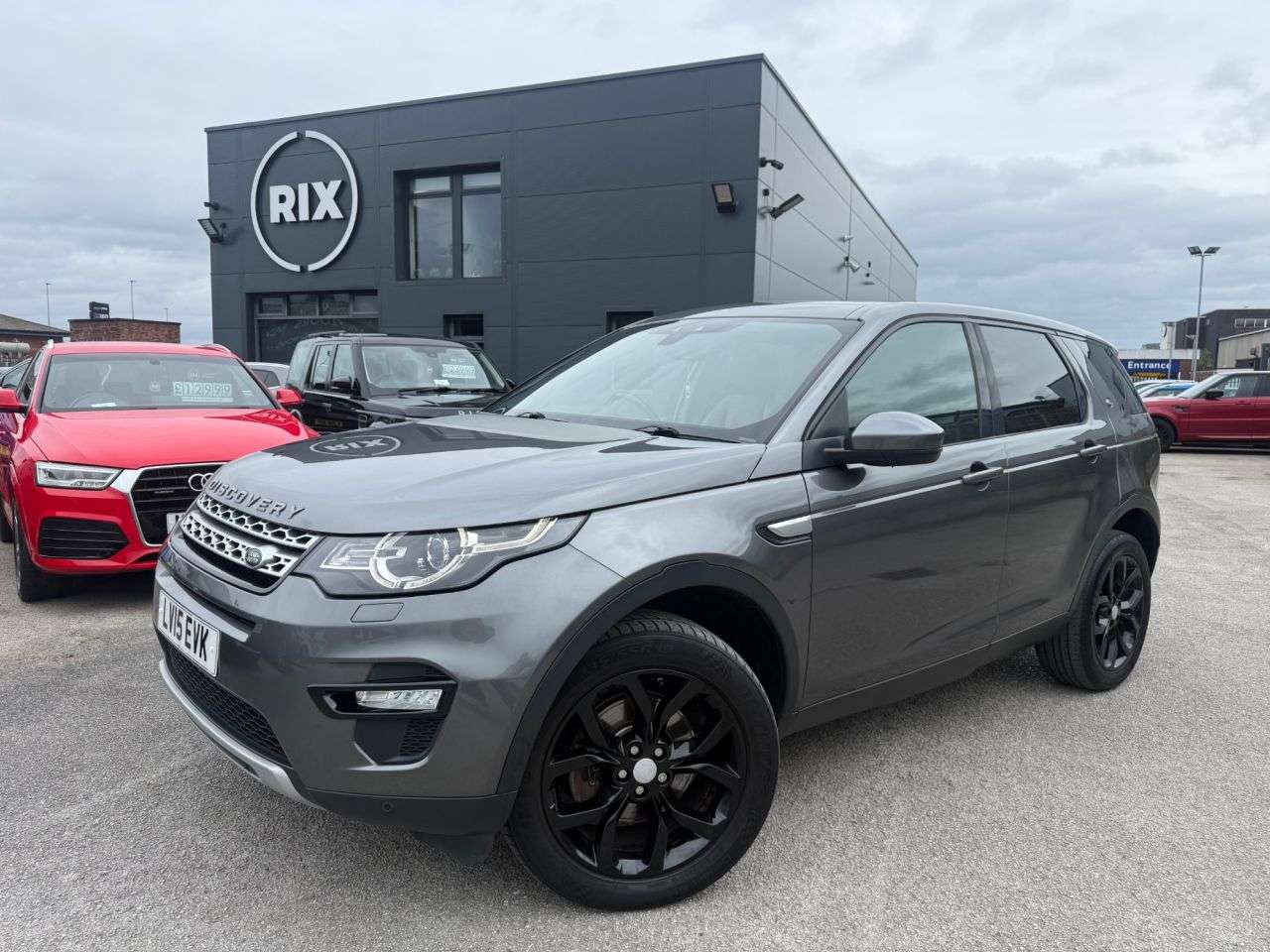 A 2015 LAND ROVER DISCOVERY SPORT 2.2 SD4 HSE SUV 5dr Diesel Auto 4WD-FINISHED IN CORRIS GREY WITH BLACK LEAT A 2015 LAND ROVER DISCOVERY SPORT 2.2 SD4 HSE SUV 5dr Diesel Auto 4WD-FINISHED IN CORRIS GREY WITH BLACK LEAT