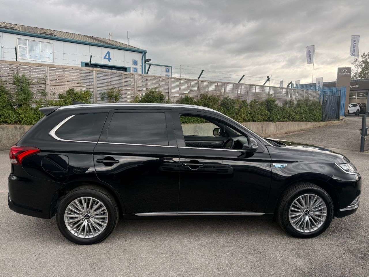2018 MITSUBISHI OUTLANDER 2018 MITSUBISHI OUTLANDER