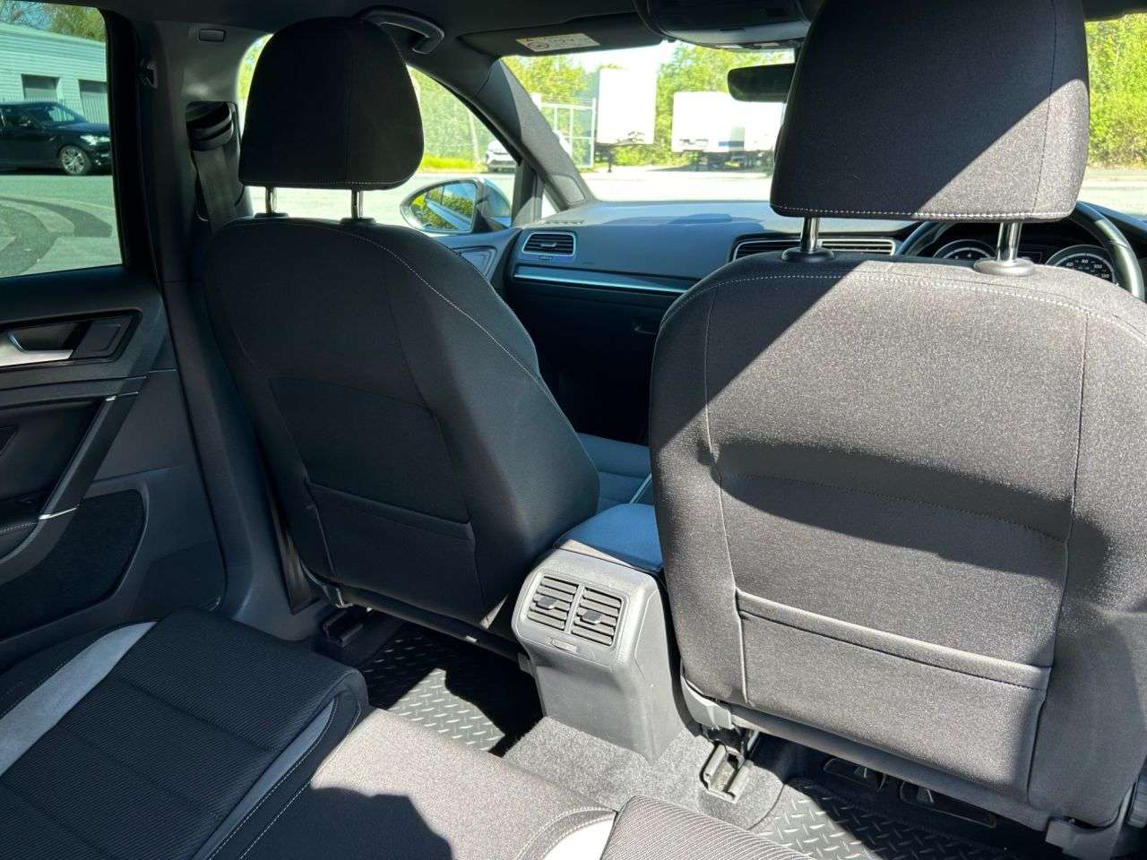 2016 VOLKSWAGEN GOLF 2016 VOLKSWAGEN GOLF