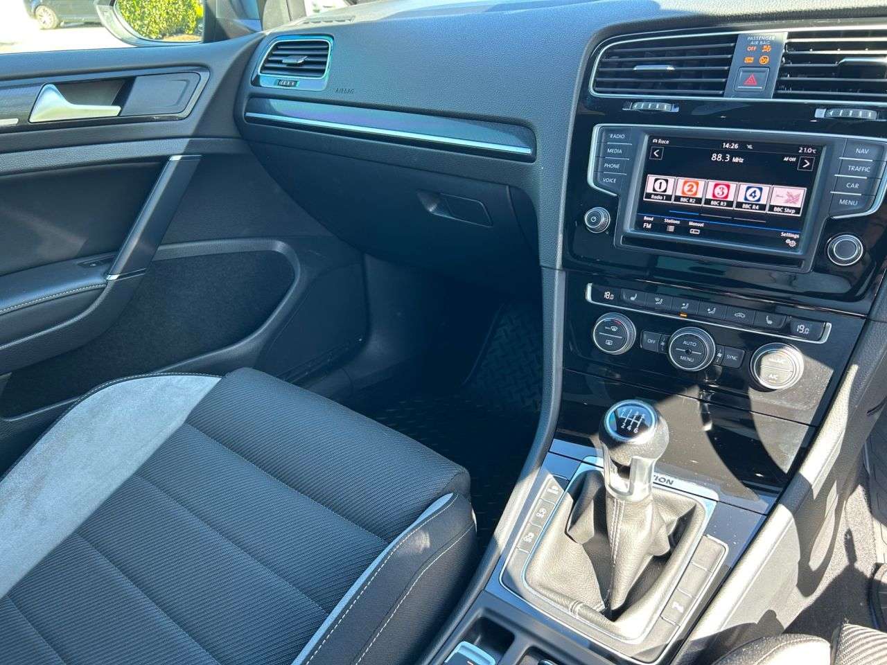 2016 VOLKSWAGEN GOLF 2016 VOLKSWAGEN GOLF