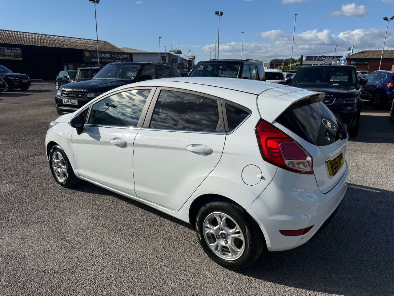 A 2015 FORD FIESTA 1.6 TDCi ECOnetic Titanium Hatchback 5dr Diesel Manual-2 FORMER KEEPERS-BLU A 2015 FORD FIESTA 1.6 TDCi ECOnetic Titanium Hatchback 5dr Diesel Manual-2 FORMER KEEPERS-BLU
