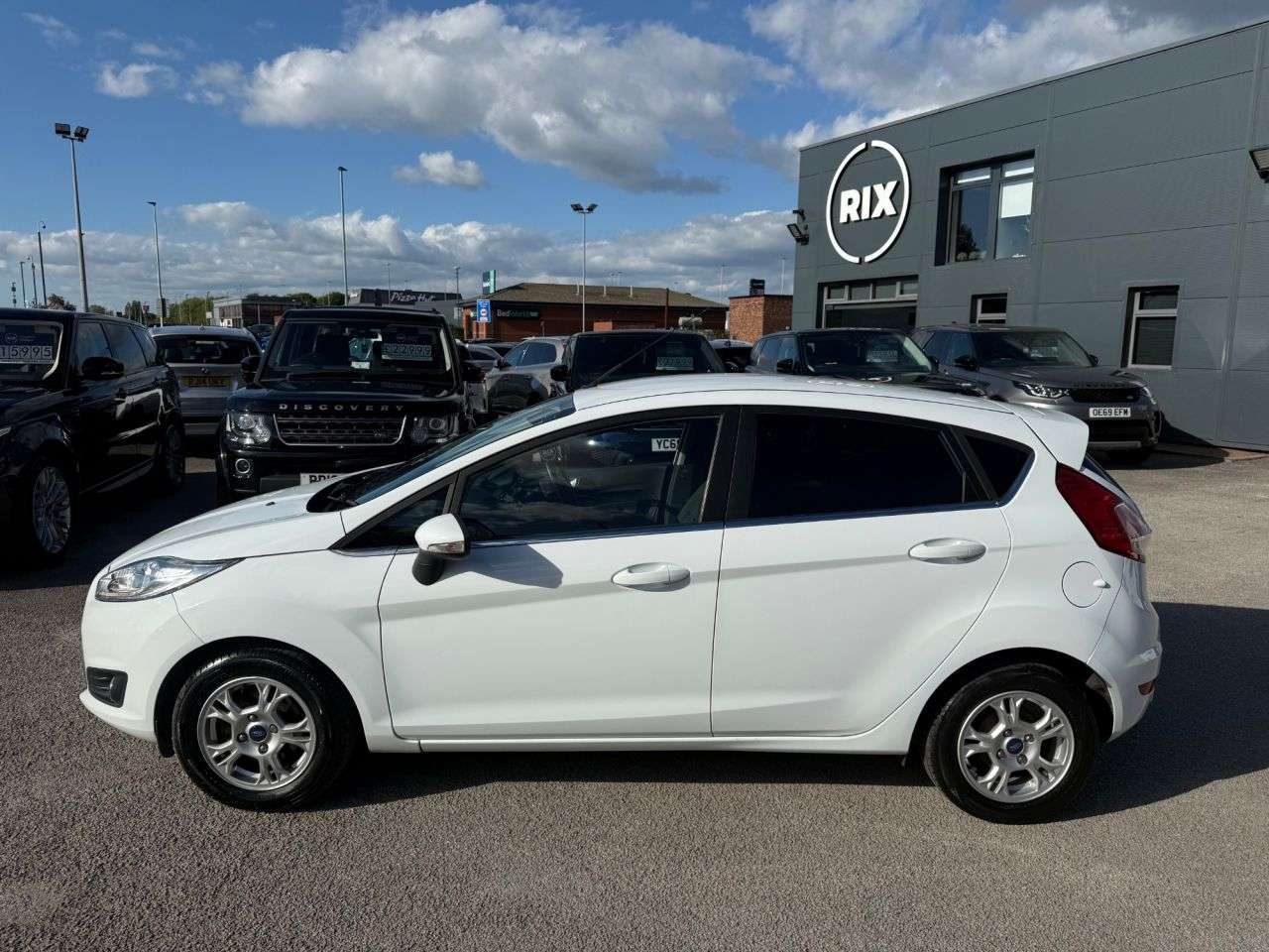 A 2015 FORD FIESTA 1.6 TDCi ECOnetic Titanium Hatchback 5dr Diesel Manual-2 FORMER KEEPERS-BLU A 2015 FORD FIESTA 1.6 TDCi ECOnetic Titanium Hatchback 5dr Diesel Manual-2 FORMER KEEPERS-BLU