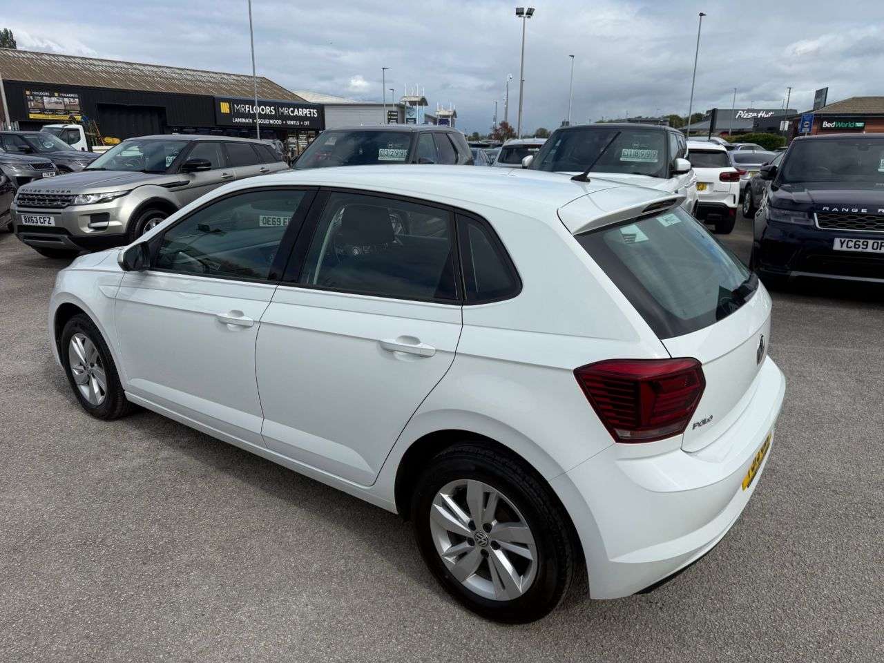 A 2019 VOLKSWAGEN POLO 1.0 TSI GPF SE Hatchback 5dr Petrol Manual Euro 6-2 OWNER CAR-APPLE CAR PLA A 2019 VOLKSWAGEN POLO 1.0 TSI GPF SE Hatchback 5dr Petrol Manual Euro 6-2 OWNER CAR-APPLE CAR PLA