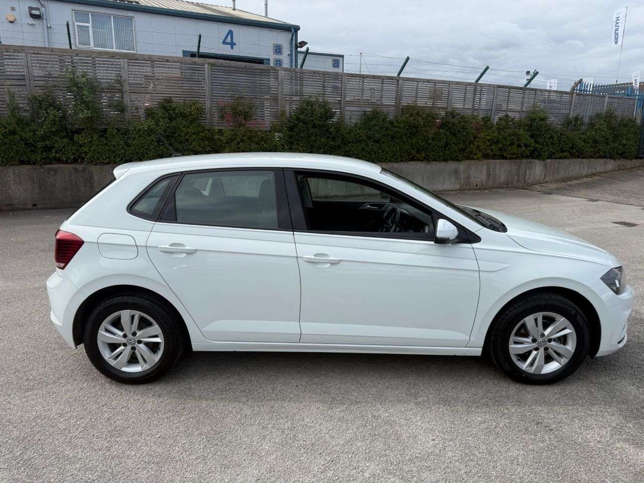 2019 VOLKSWAGEN POLO 2019 VOLKSWAGEN POLO