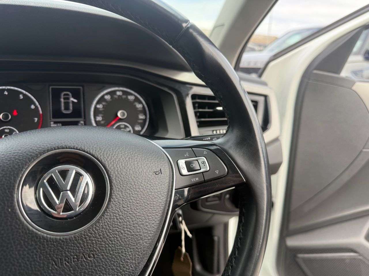 2019 VOLKSWAGEN POLO 2019 VOLKSWAGEN POLO