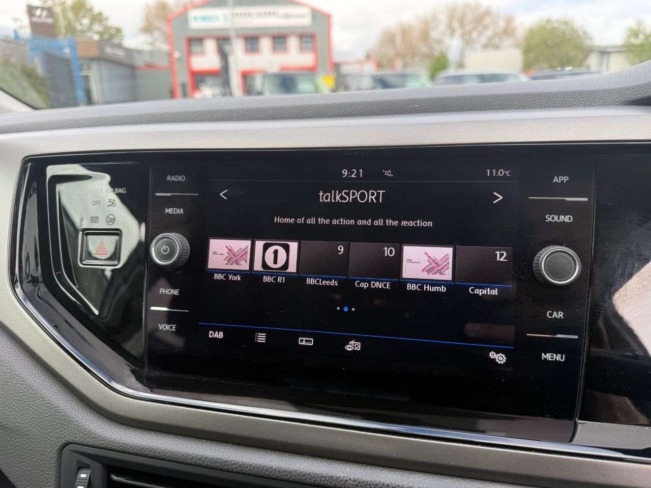 2019 VOLKSWAGEN POLO 2019 VOLKSWAGEN POLO
