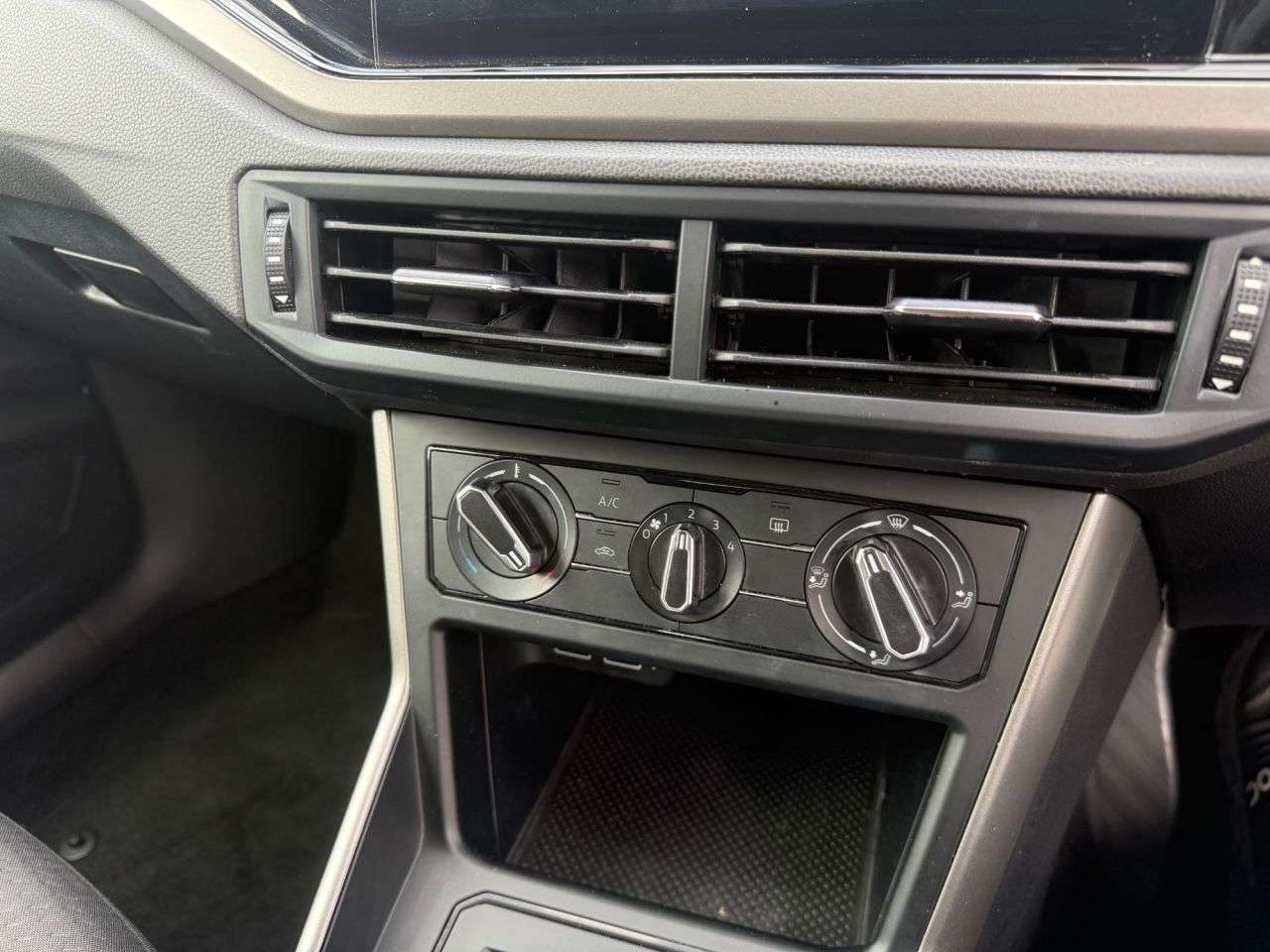2019 VOLKSWAGEN POLO 2019 VOLKSWAGEN POLO