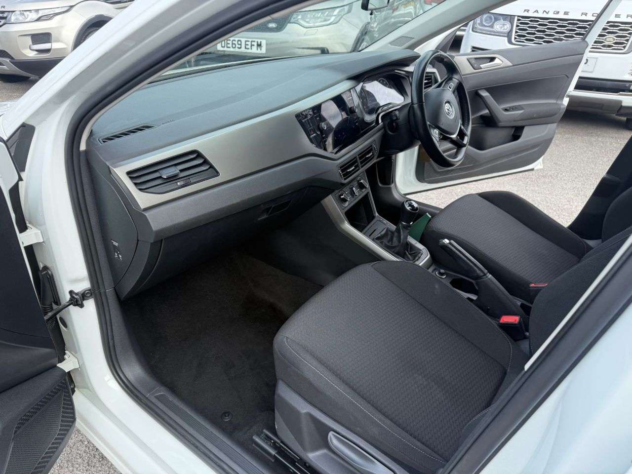 2019 VOLKSWAGEN POLO 2019 VOLKSWAGEN POLO