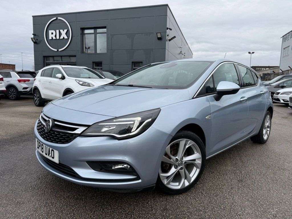 A 2018 VAUXHALL ASTRA 1.4i Turbo SRi Hatchback 5dr Petrol Manual Euro 6-BLUETOOTH-CRUISE CONTROL- A 2018 VAUXHALL ASTRA 1.4i Turbo SRi Hatchback 5dr Petrol Manual Euro 6-BLUETOOTH-CRUISE CONTROL-