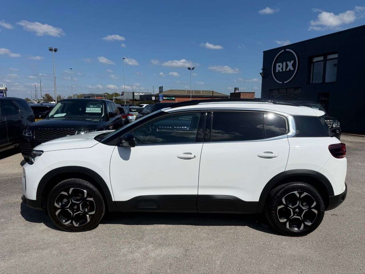 A 2023 CITROEN C5 AIRCROSS 1.2 PureTech Shine SUV 5dr Petrol Manual Euro 6-1 OWNER FROM NEW-BLACK HALF A 2023 CITROEN C5 AIRCROSS 1.2 PureTech Shine SUV 5dr Petrol Manual Euro 6-1 OWNER FROM NEW-BLACK HALF