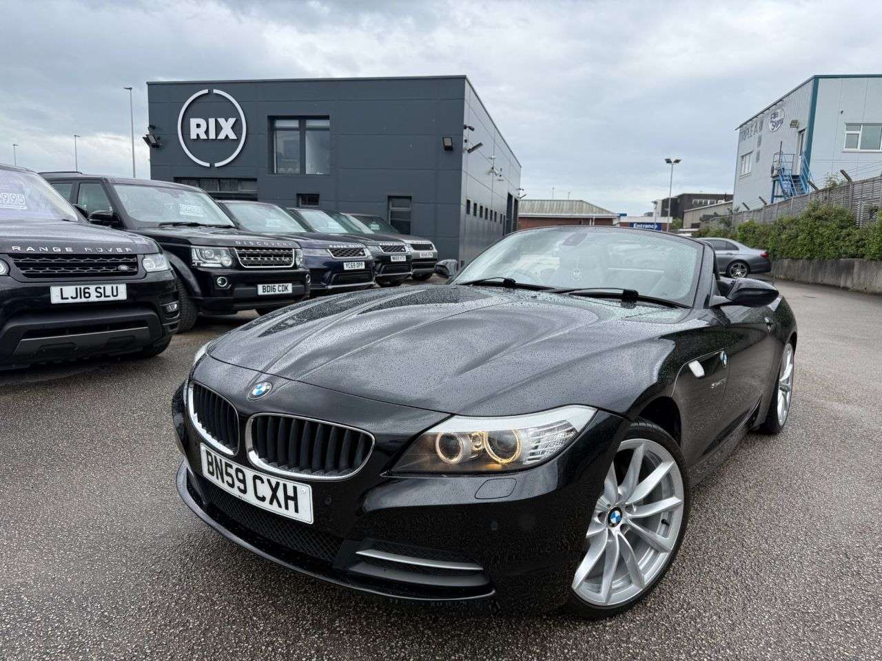 A 2009 BMW Z4 2.5 23i Convertible 2dr Petrol Manual sDrive Euro 5 (204 ps) A 2009 BMW Z4 2.5 23i Convertible 2dr Petrol Manual sDrive Euro 5 (204 ps)