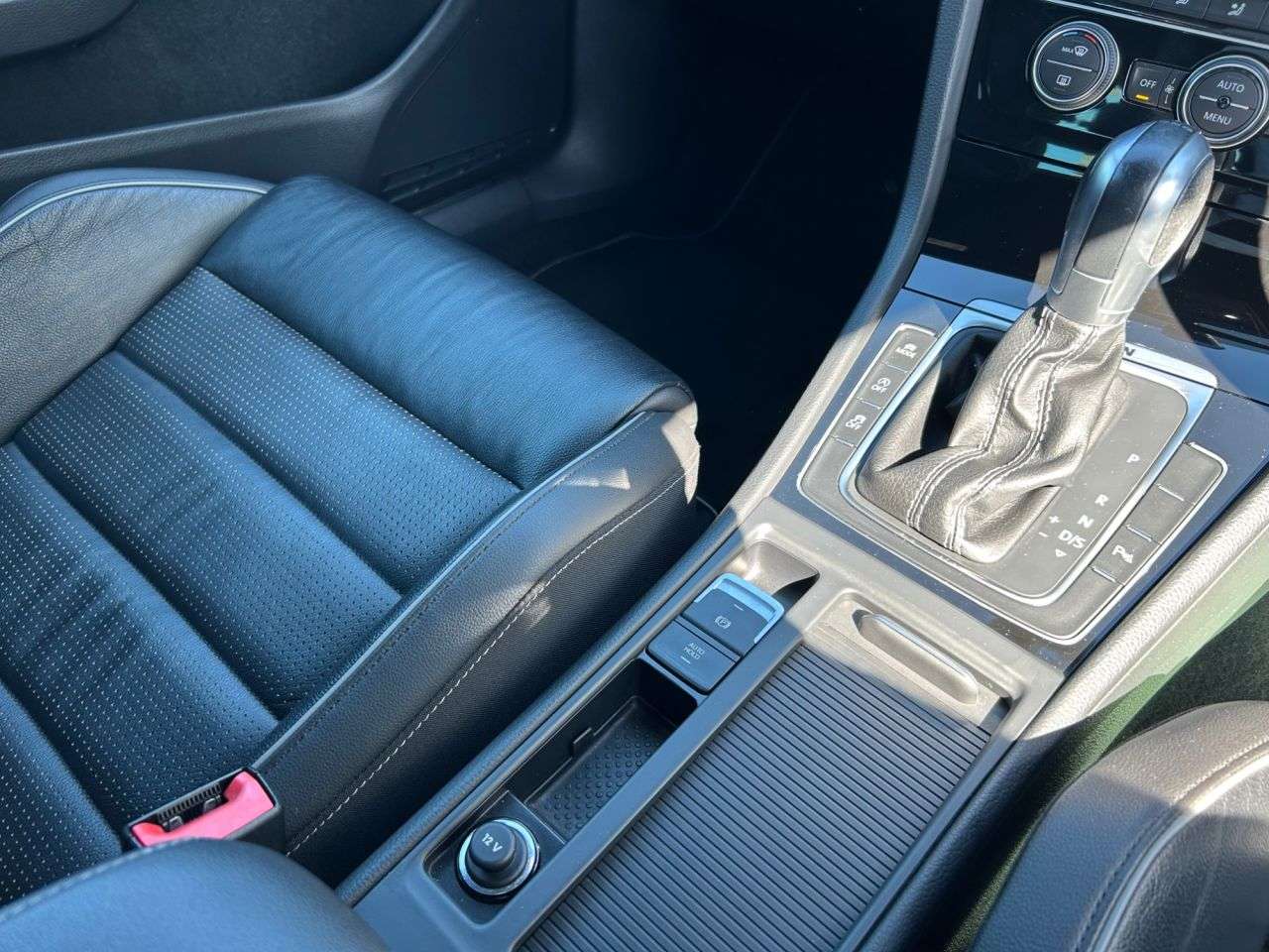 2018 VOLKSWAGEN GOLF 2018 VOLKSWAGEN GOLF